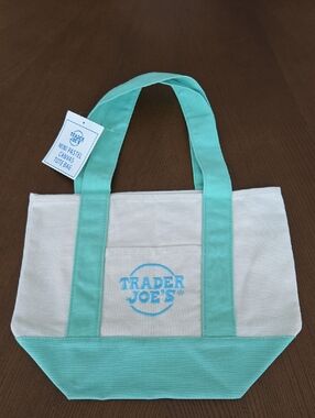 New W/Tag TRADER JOES Canvas Mini Pastel Tote Bag TOTE BAG Green w/ blue logo